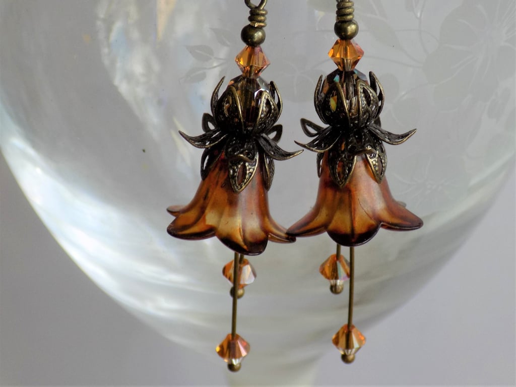 Wild Ginger Hand Painted Lucite Flower Earrings, Floral Boho Dangle Vintage