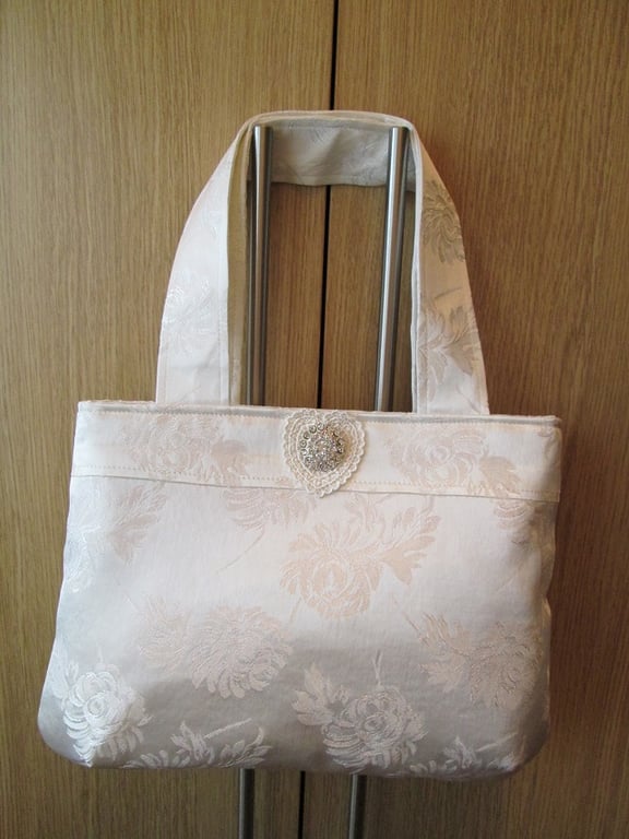 Vintage Ivory Brocade Handbag, Bridal Bag, Wedding Bag, Something Old
