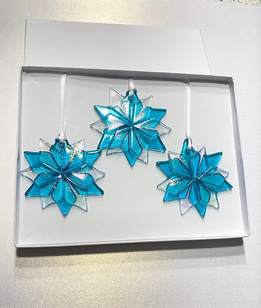 Turquoise  snowflake  fused glass gift set - Christmas decorations