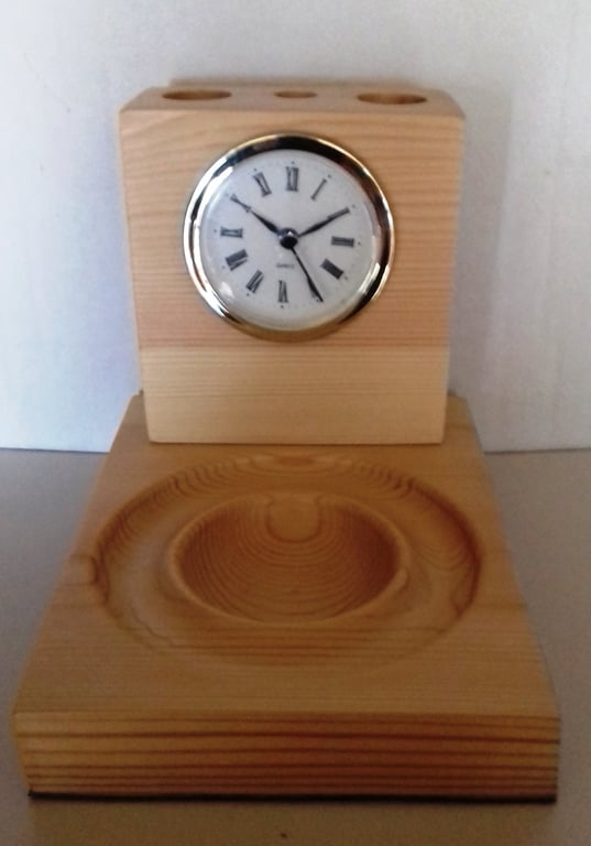 Clock Desk Tidy