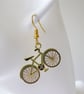 Single Novelty Cycle Earring Green and Gold