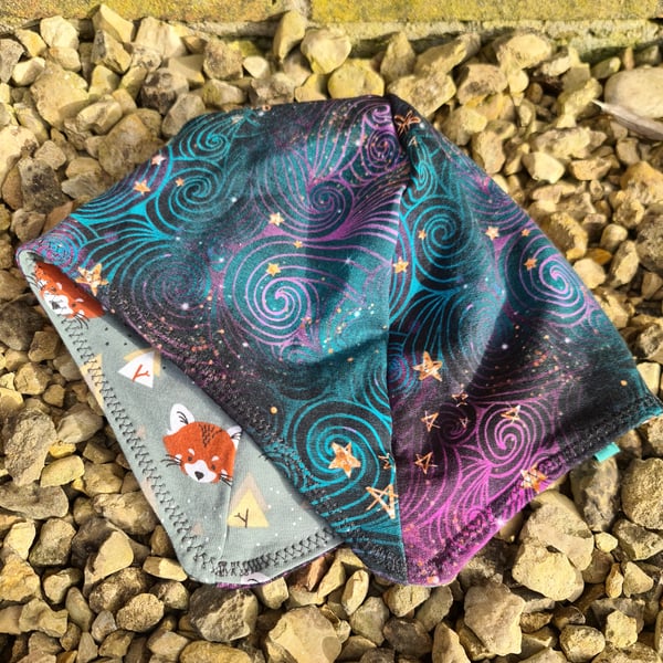 Reversable Bike Helmet Hat Adult M - Red panda & Galaxy 