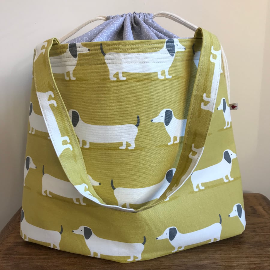 Sausage Dog bag with drawstring cover