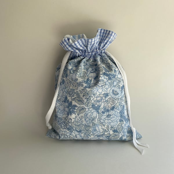 Medium blue floral print bag