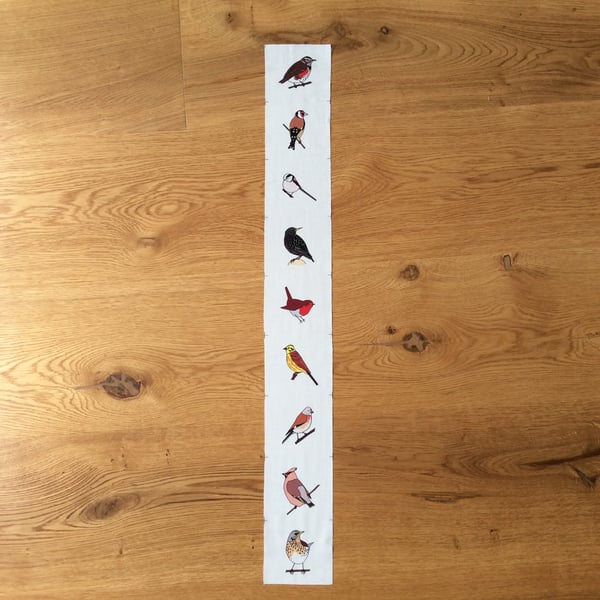 Winter hedgerow bird fabric strip