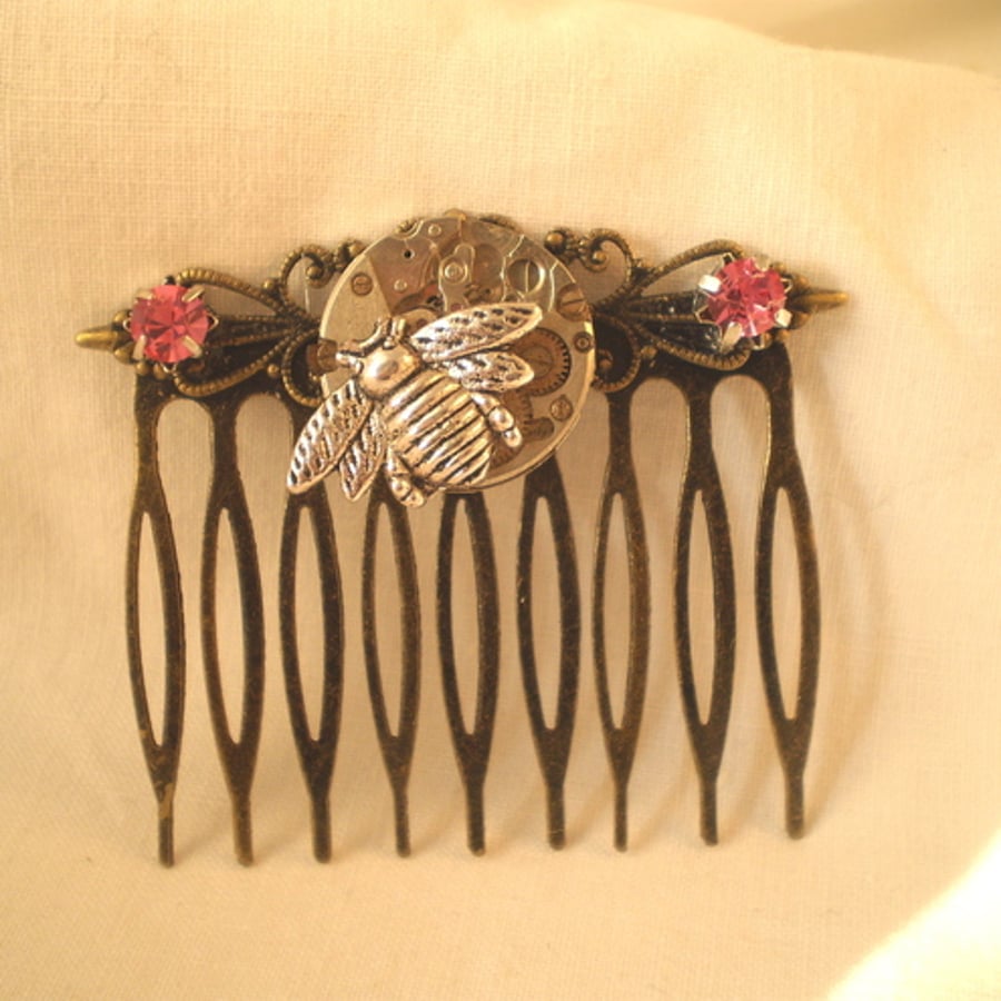  Steampunk Bee Hair Comb
