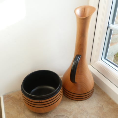 CHERRY WOOD JUG CONTAINER