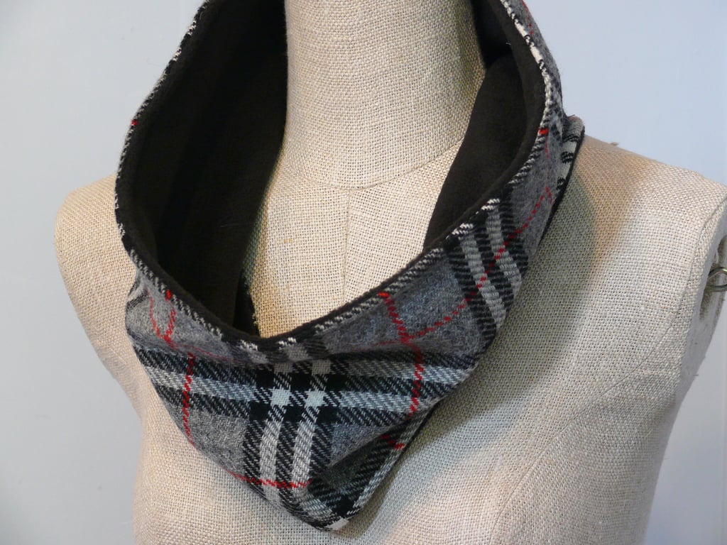 Tweed Snood