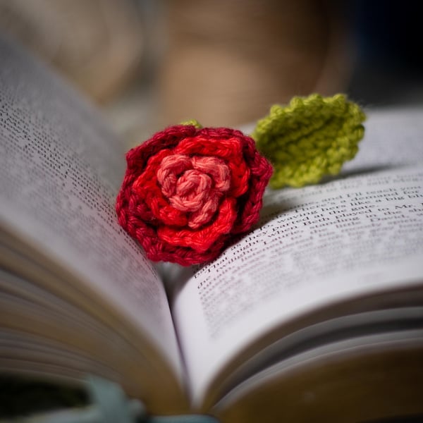 Bookmark - Crochet Red Rose, Flower Bookmark