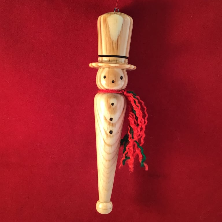 Hanging icicle snowman.