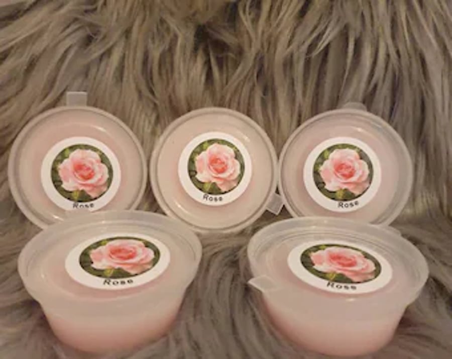 Five Soya Wax Melts in Rose Fragrance