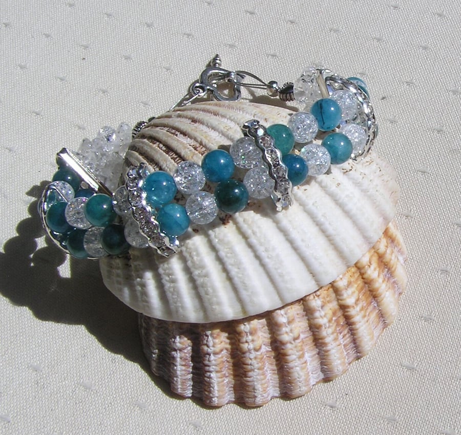 Teal Apatite & Clear Quartz Gemstone Crystal Beaded Bracelet