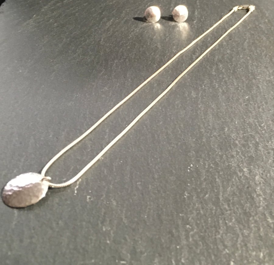 Circle Necklace and Earrings Set