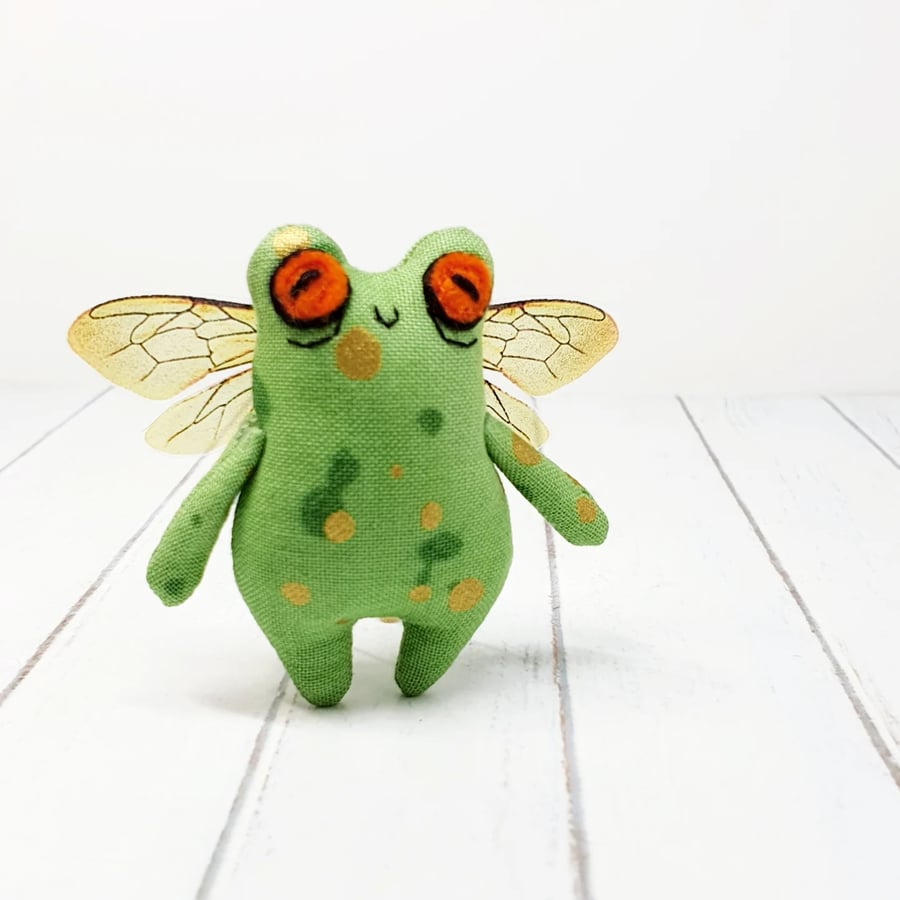 Froggyfly in Green Gold Speckle