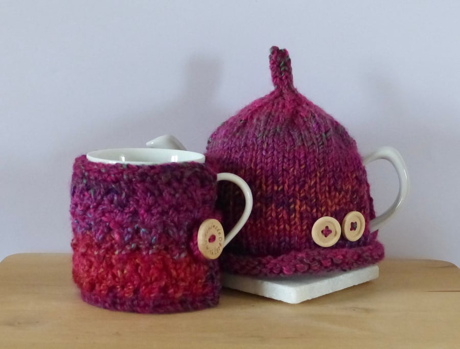 Two Cup Teapot & Mug Cosy Set
