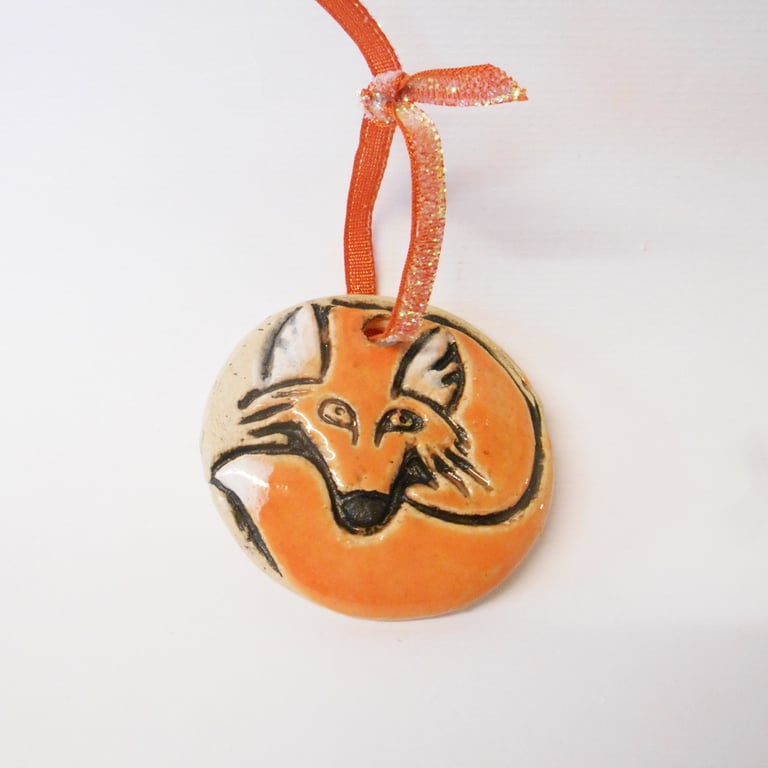 Decorations Round  Fox Hanging ornament.