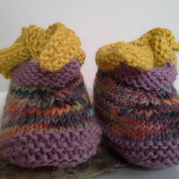 Luxery Hand Dyed Pure New Wool Baby Booties  3-6 months