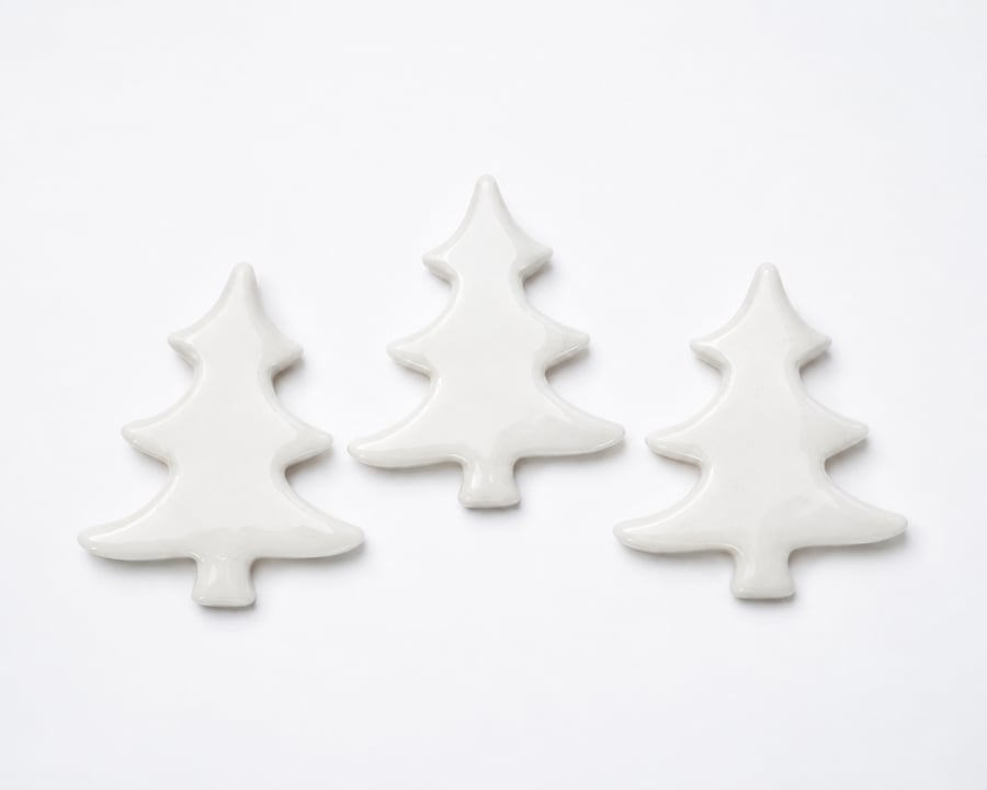 Pack of 3 white trees made with Bullseye 90coe glass