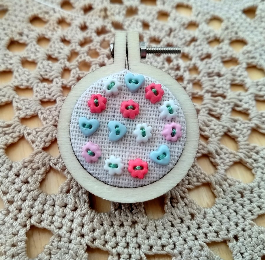 Mini Hearts & Flowers Embroidery Hoop Brooch