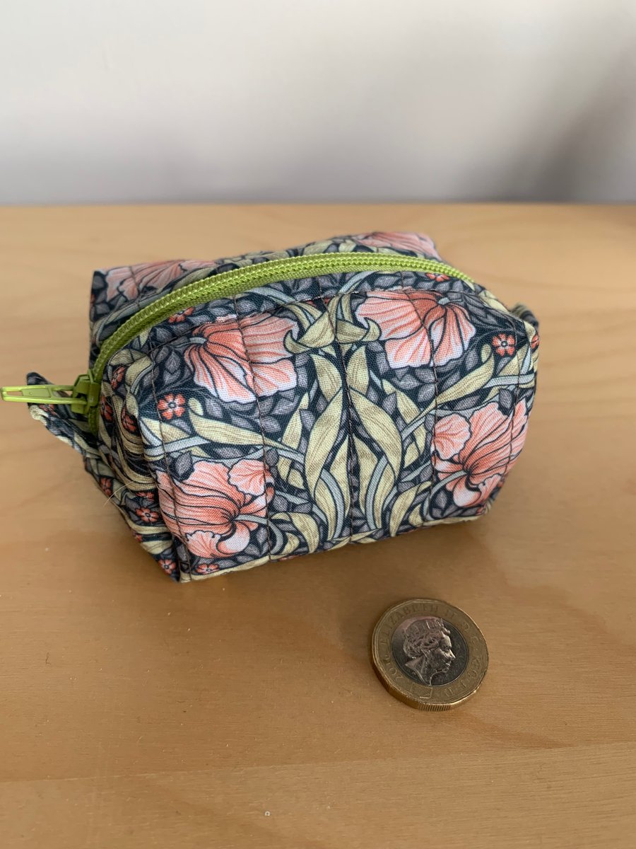 William Morris Floral Print Mini Box Shape Bag
