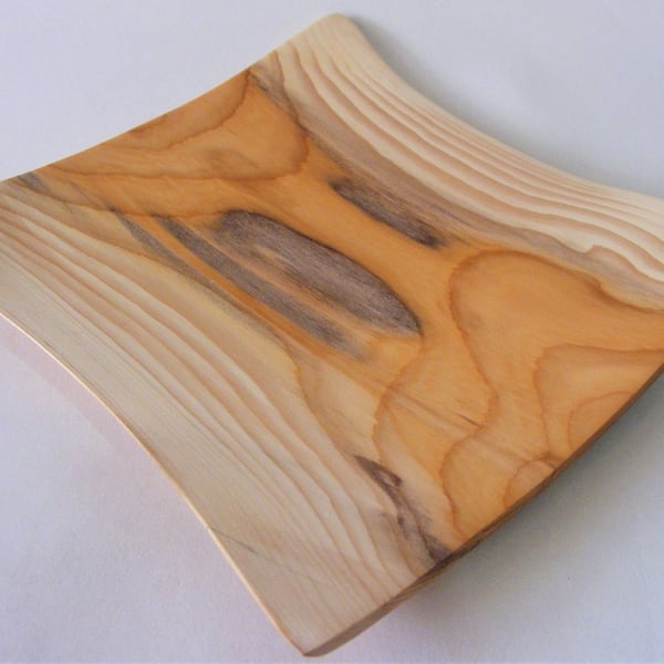 Square Yew bowl with natural edge 138
