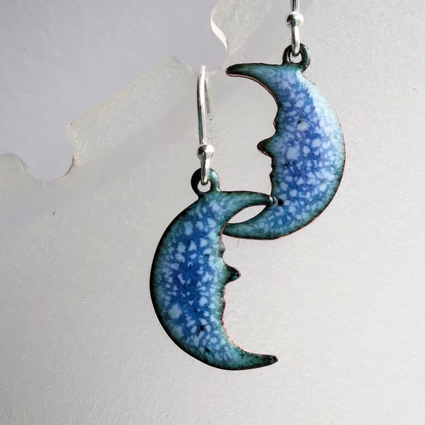 Crescent moon earrings in enamelled copper 232