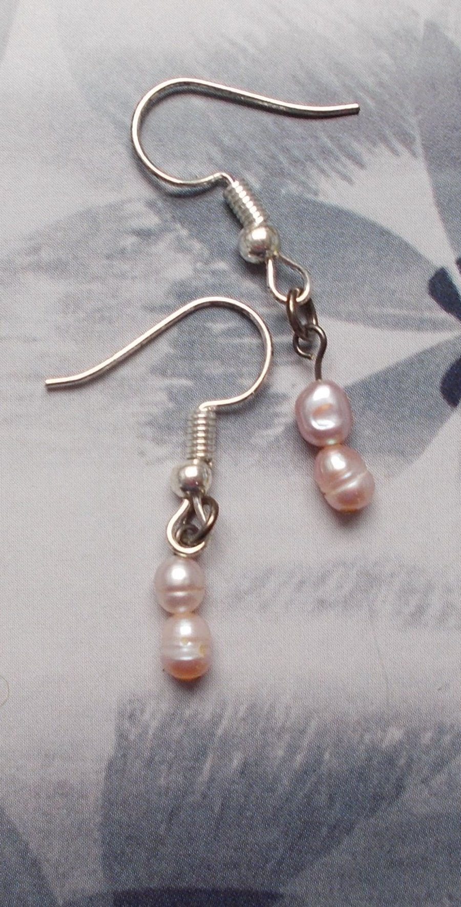Double Pearly Nougat Earrings