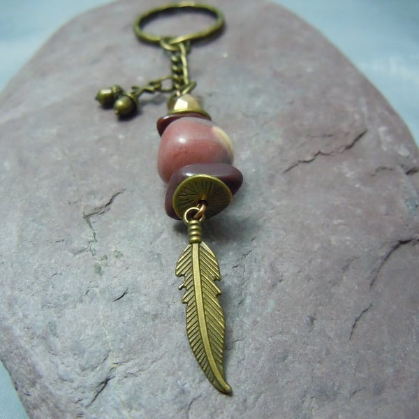 Keyring & bag charm in antique bronze with Mookaite beads