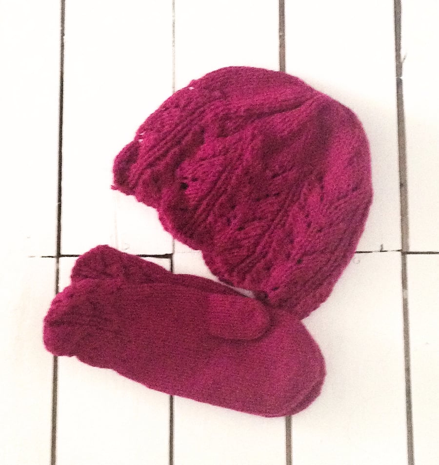 Beautiful Bundle Dark Magenta Aran Hand Knit Hat and Mitten Set - Free Post