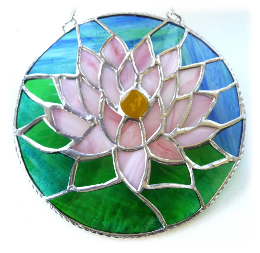 Waterlily Suncatcher Stained Glass 008 Pink