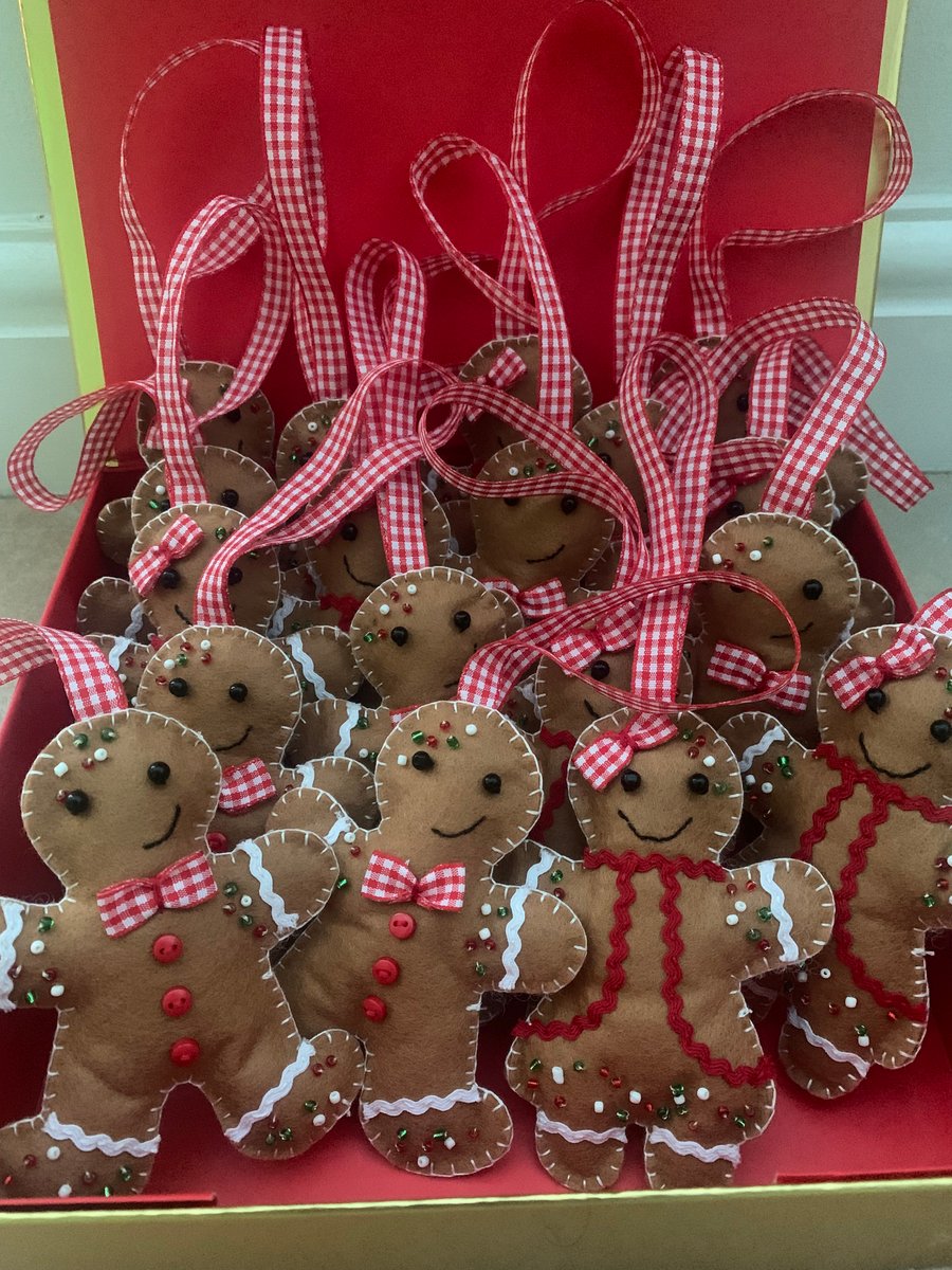 18 Felt Gingerbread Men 