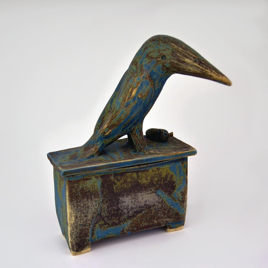 Ceramic crow box