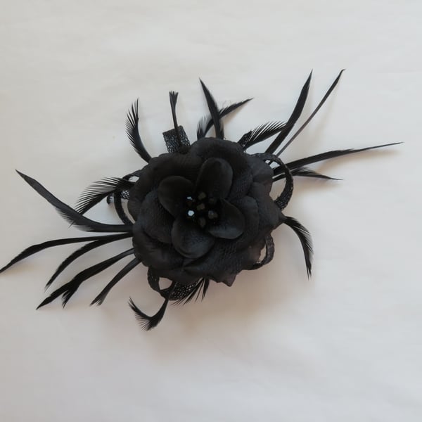 Black Sinamay Feather and Rose Crystal Comb Updo Mini Fascinator 