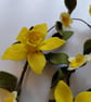Felt Daffodil Garland: Handmade Floral Spring Decor - Image 5