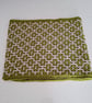 Reversible crocheted cowl in green and grey - Image 3