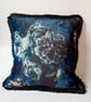 Cushion cover envelope style printed velvet blue flower and polkadot. - Image 2