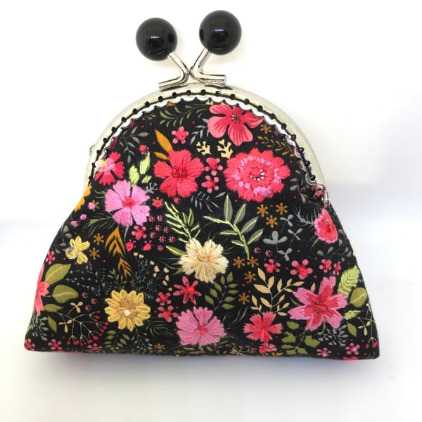 Black Floral Embroidered Clasp Purse