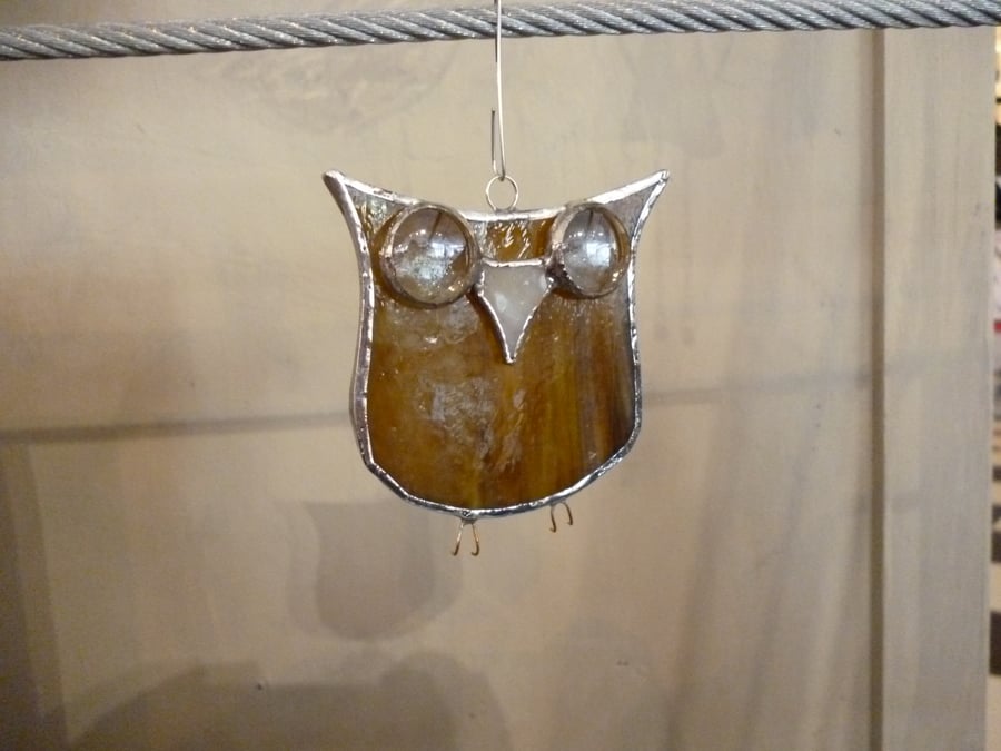Hand crafted stained glass owl suncatcher decoration
