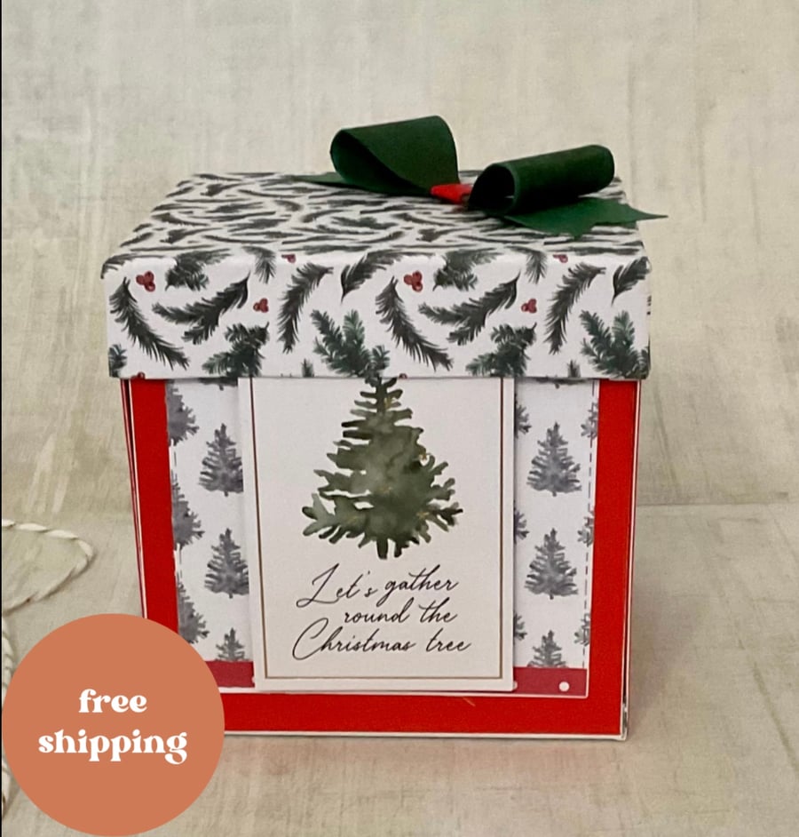 Card. 3D ‘exploding’ box Christmas card keepsake