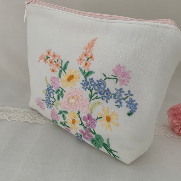 Embroidered Cosmetic Bag, Zipped Pouch, Purse, Make up Bag, Toiletry Bag