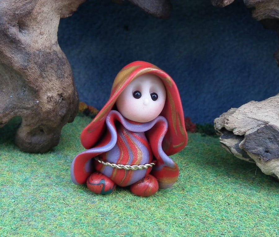 Tiny Gnome Maiden 'Minn' 1.5" OOAK Sculpt by Ann Galvin
