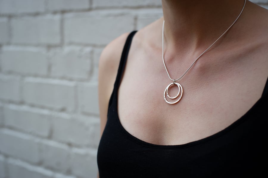 Sterling Silver Double Circle Necklace 