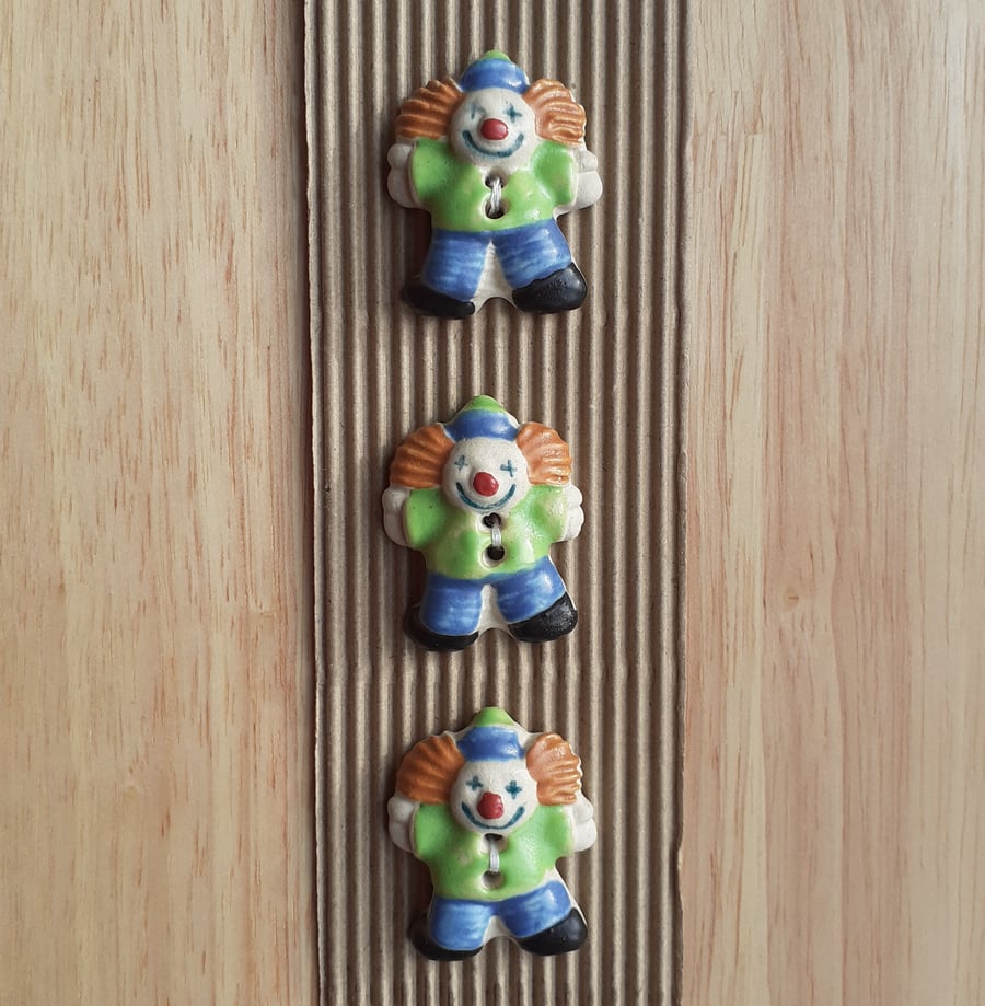Set of 3 ceramic clown buttons