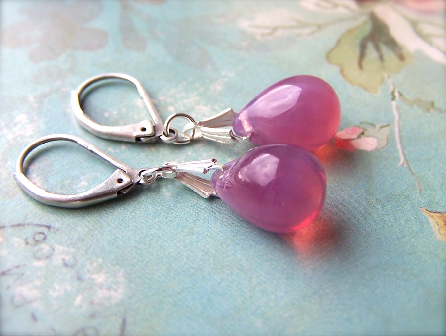 Pink drop earrings, teardrop earrings, bead earrings, Czech glass