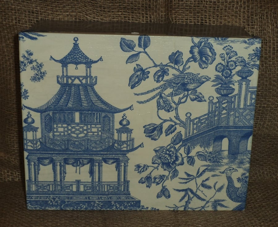 Decorated Tin Pagoda Storage Stationery Treasures Photos Memorabilia 