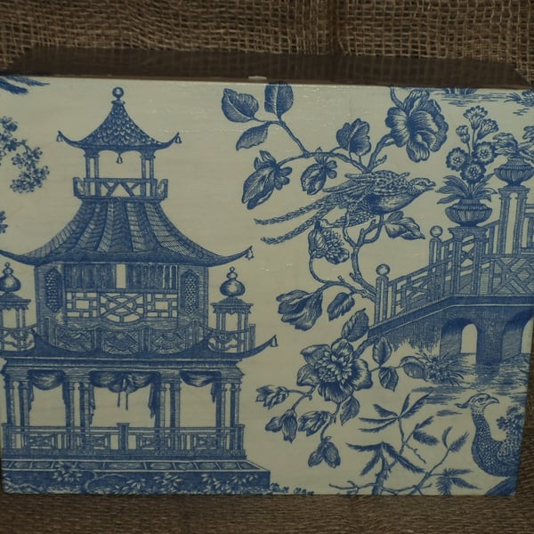 Decorated Tin Pagoda Storage Stationery Treasures Photos Memorabilia 