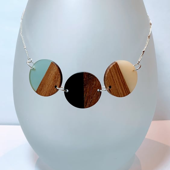 Walnut & Resin Disc Necklace.