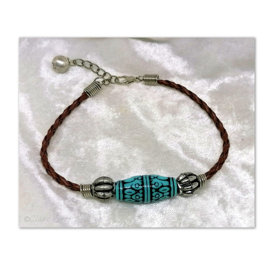 Surfers bracelet, brown faux Leather with Turquoise and Silver beads.