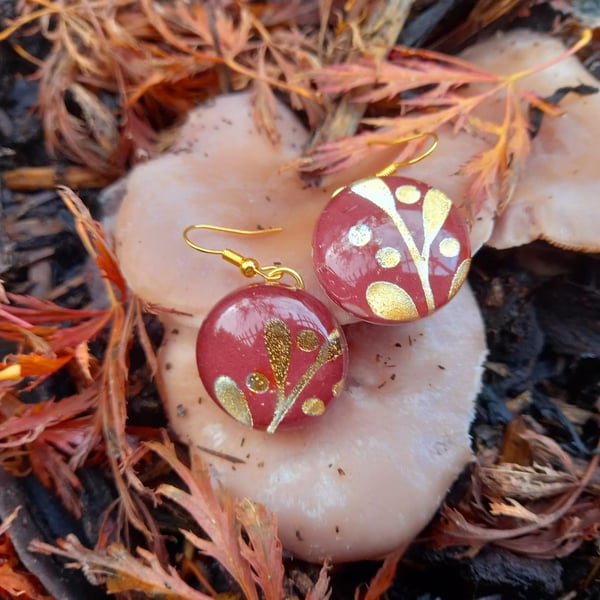 Red and Gold Leaf Circle Dangle Earrings