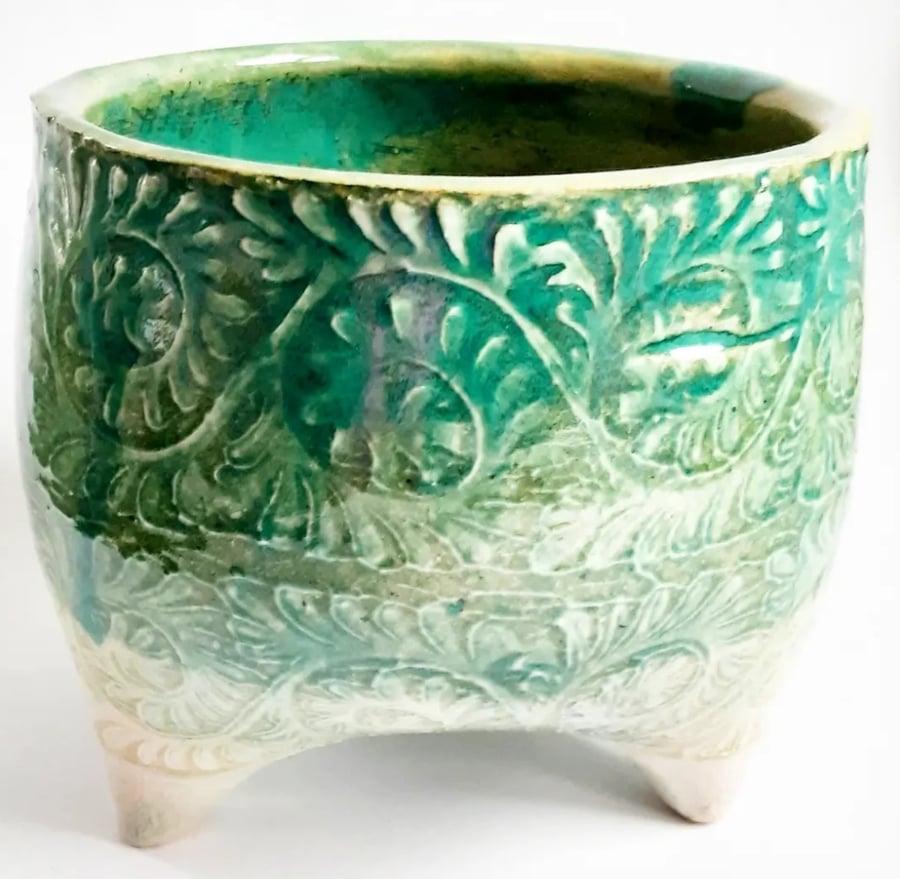 Three Legged Houseplant Holder 